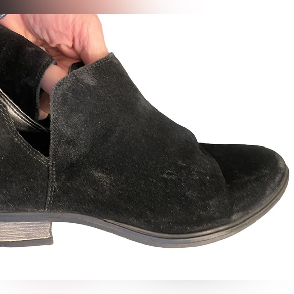 Crevo Leighton women’s‎ size 9 black suede boots - Picture 7 of 9